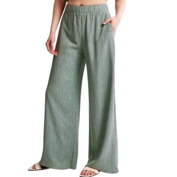 Abercrombie & Fitch Pants - Abercrombie & Fitch Women's Wide Leg Pull On Pants Sage Green Size Small